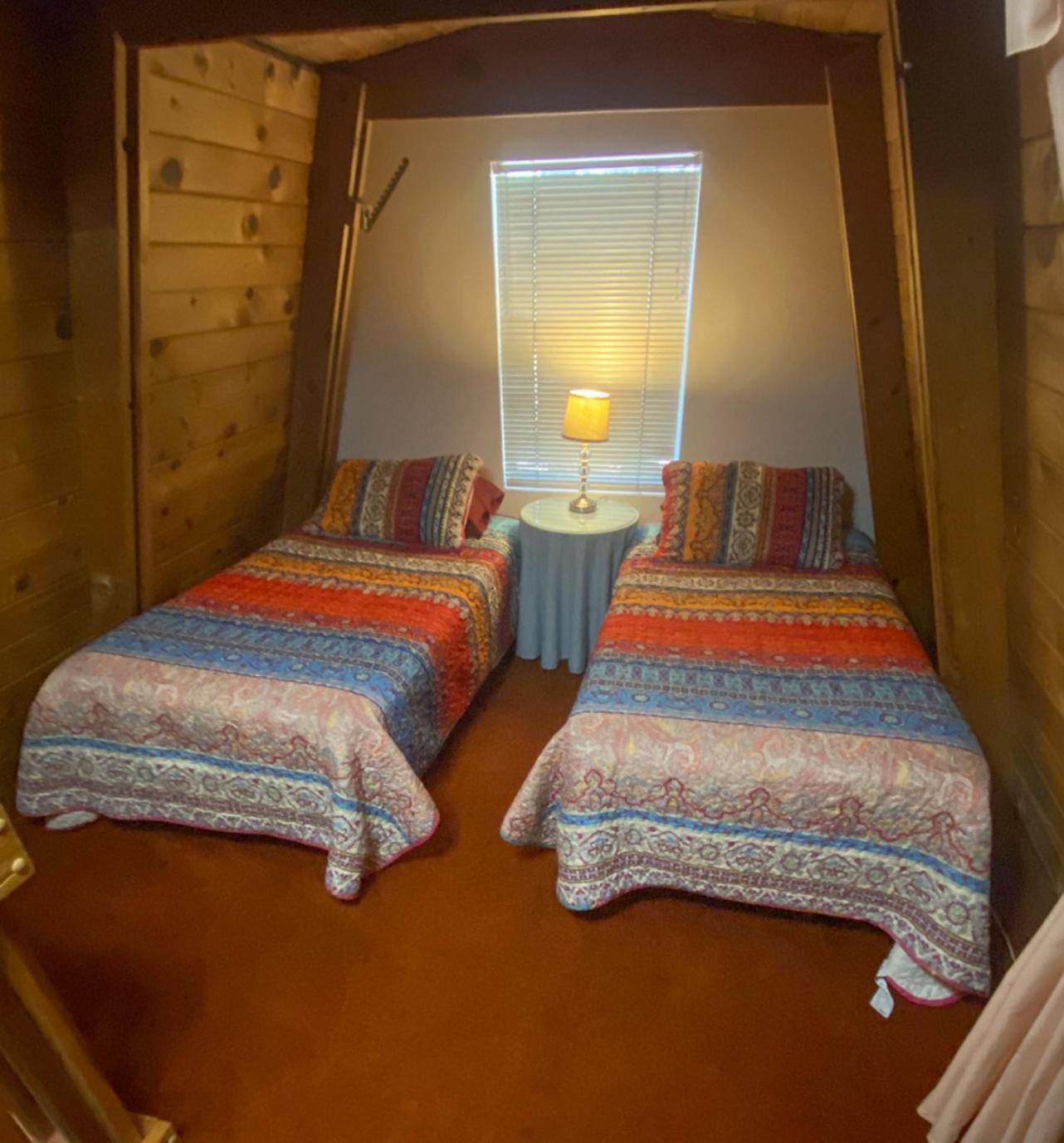 Rustic Cabin 2 - Two Bedroom Forest Lakes Estates Extérieur photo